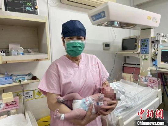 设计试管代生什么技术+什么叫试管代怀妻子的双胞胎